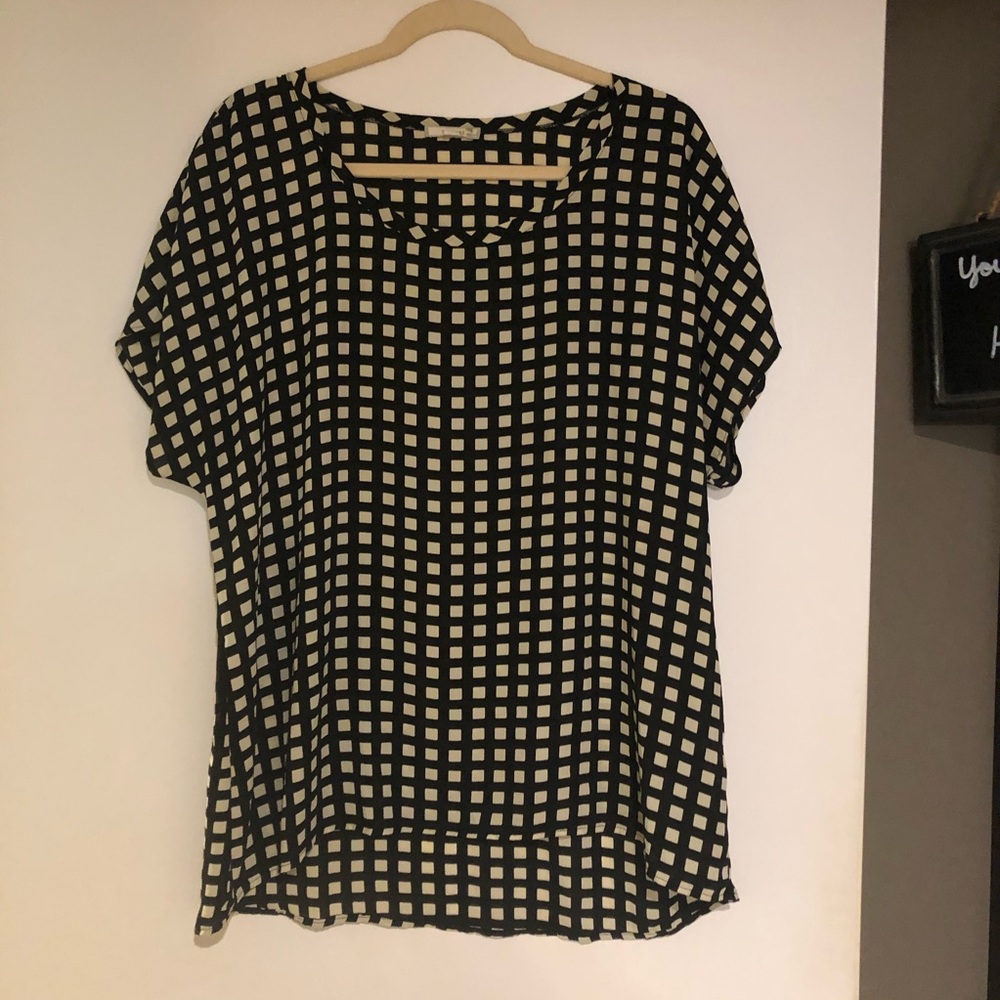 Pleione Women’s Scoop Neck Checked Blouse